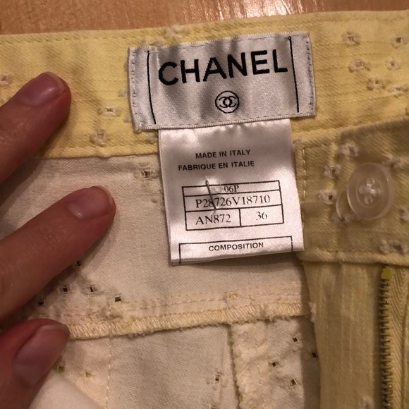 SOLD Chanel shorts! *Authentic* yellow cut off’s - Picture 6 of 7